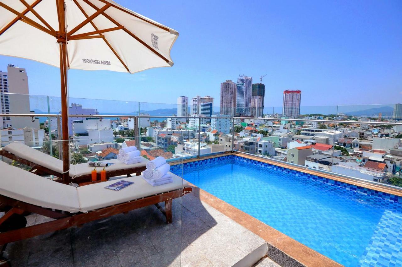Mega Light Hotel Nha Trang Zewnętrze zdjęcie