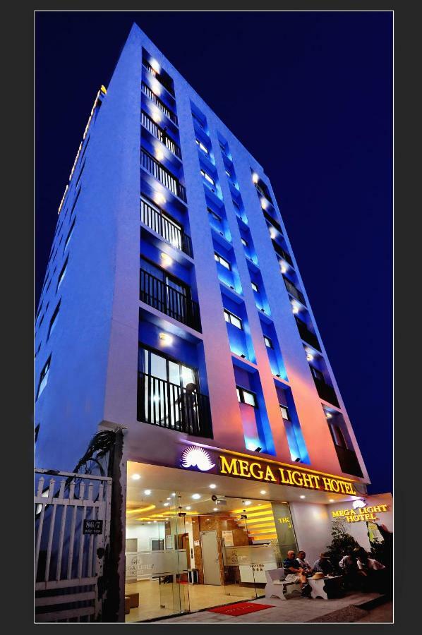Mega Light Hotel Nha Trang Zewnętrze zdjęcie