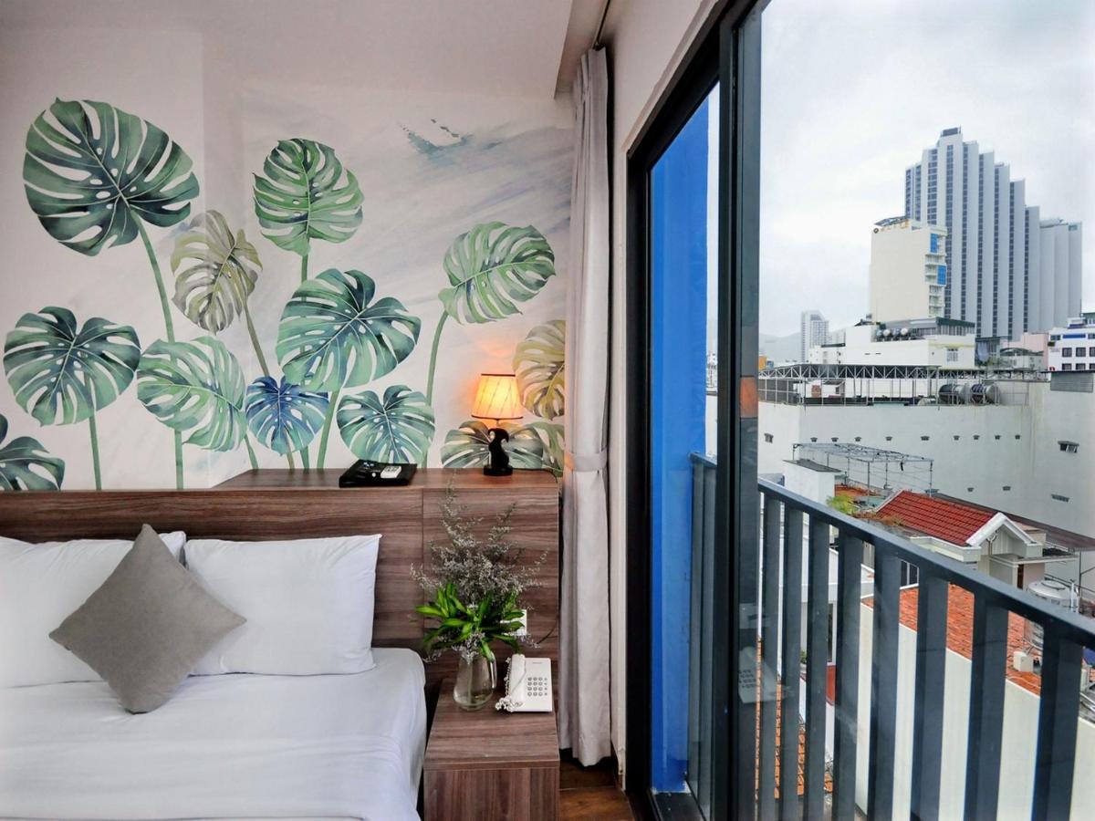 Mega Light Hotel Nha Trang Zewnętrze zdjęcie